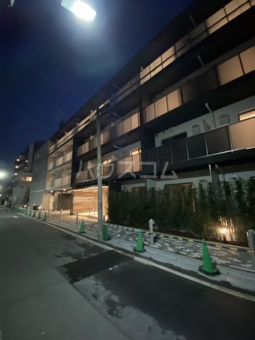 18/28 駐車場