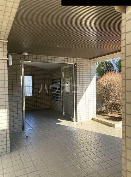 3/4 エントランス