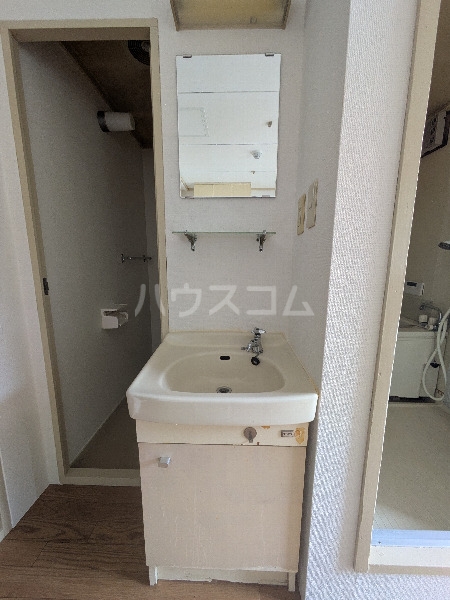 14/30 洗面
