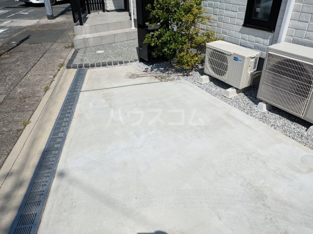 21/30 駐車場