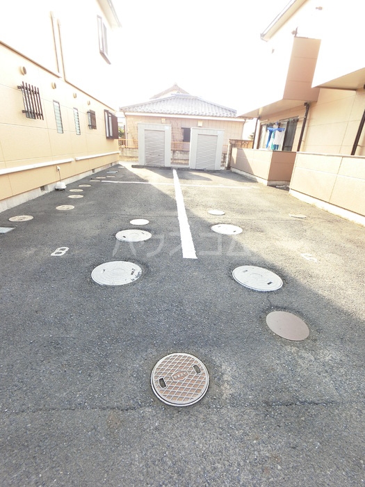 2/8 駐車場