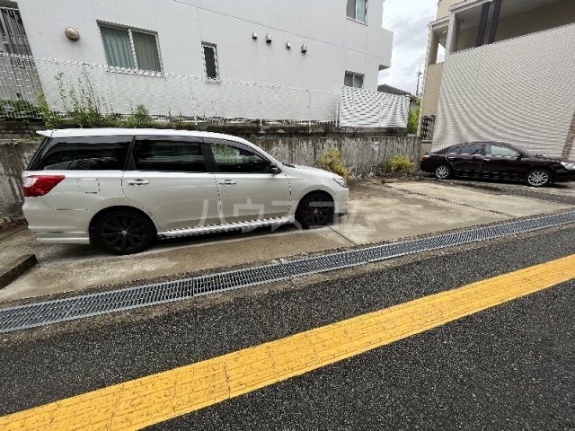 2/8 駐車場