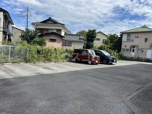 18/24 駐車場
