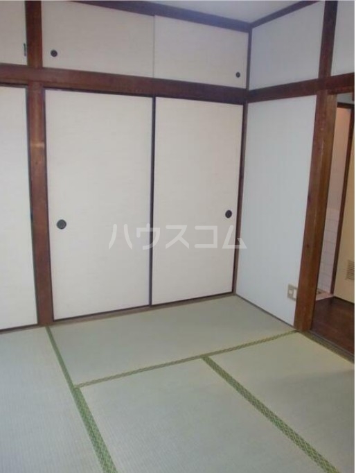 3/4 室内