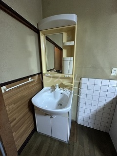 18/29 洗面