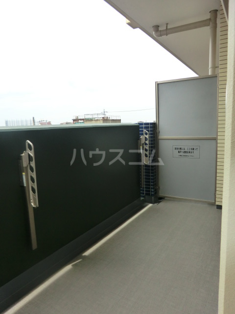 15/21 バルコニー