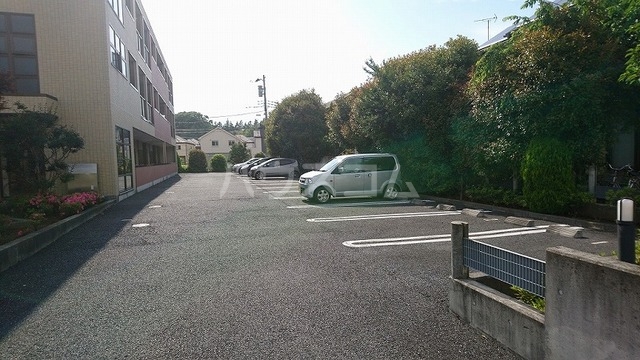 16/26 駐車場