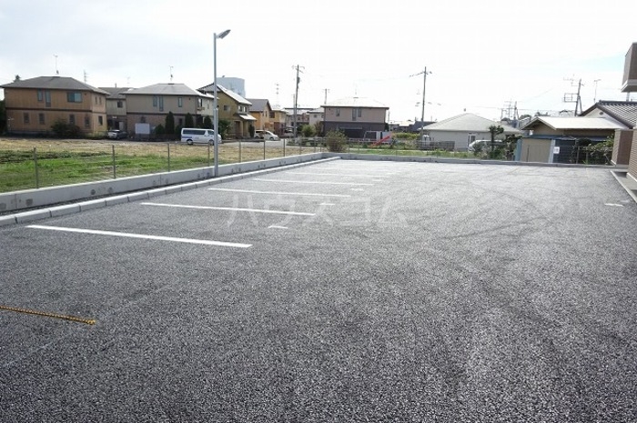 18/19 駐車場