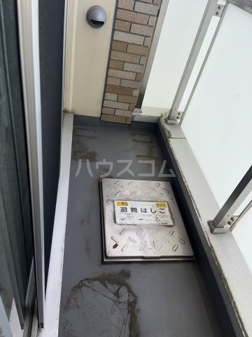 14/20 バルコニー