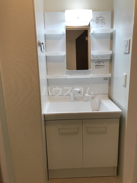 15/30 洗面