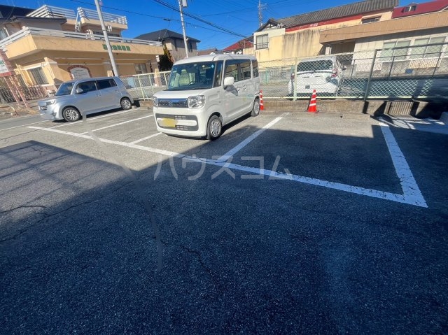 21/25 駐車場