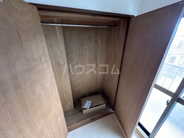 13/30 収納