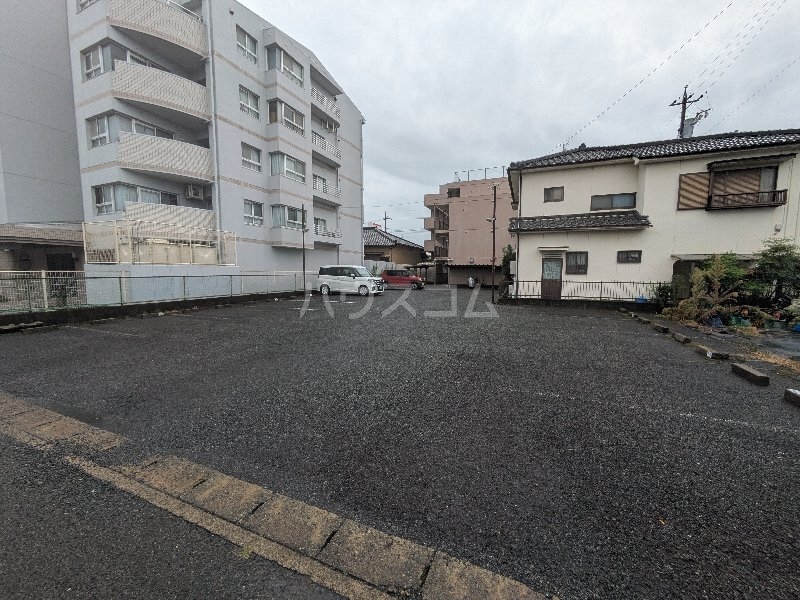 3/10 駐車場