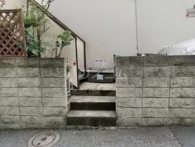 2/10 エントランス