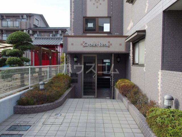 26/30 エントランス