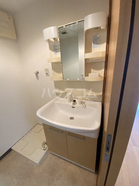 18/30 洗面