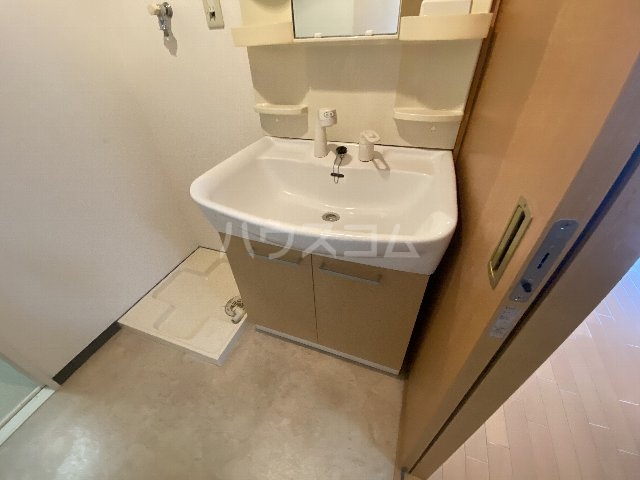 17/30 洗面