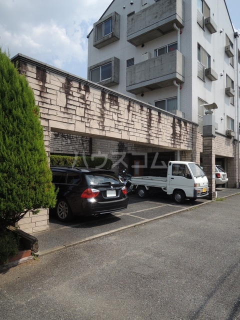 4/6 駐車場