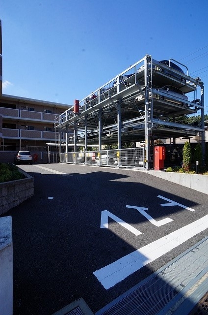 17/25 駐車場