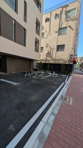 22/30 駐車場