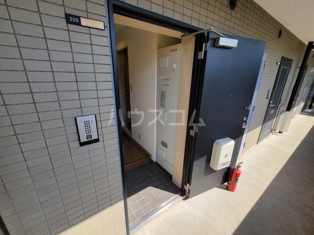 29/30 エントランス