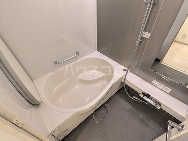 17/30 浴室
