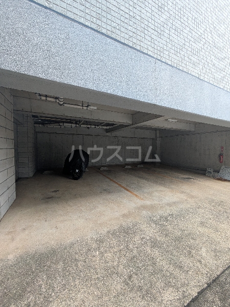 21/29 駐車場
