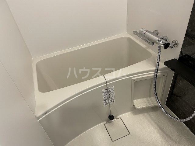 14/30 浴室