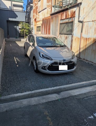 19/22 駐車場
