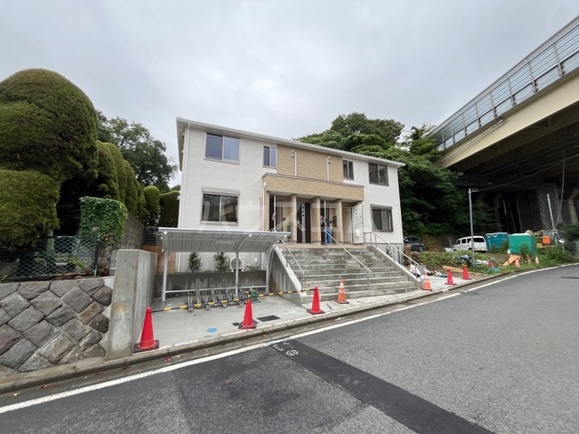 2/4 外観