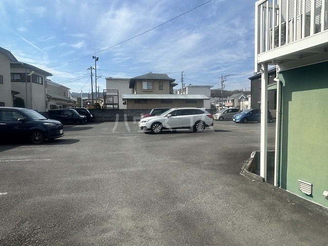 21/24 駐車場