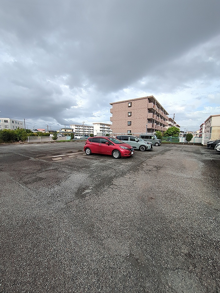 22/25 駐車場