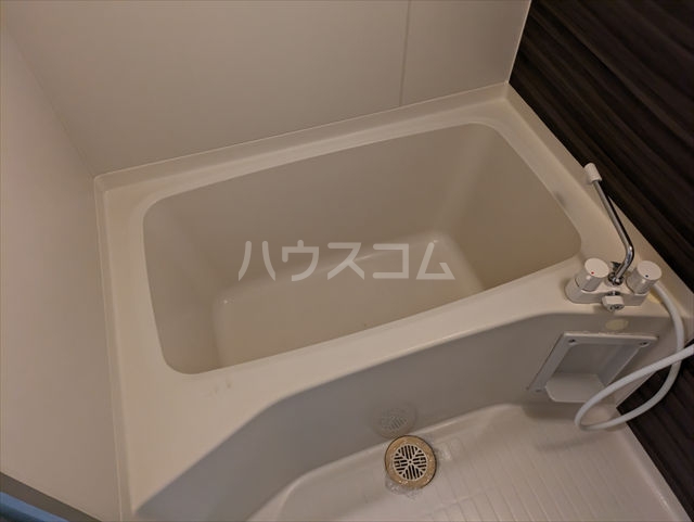 14/30 浴室