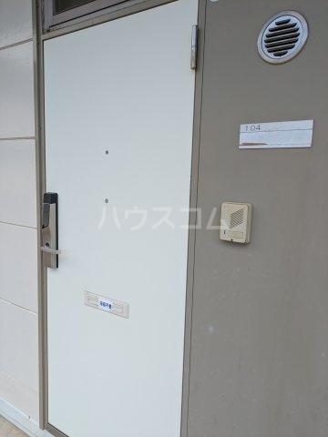 2/4 エントランス