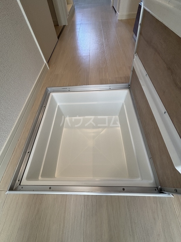 13/22 バルコニー