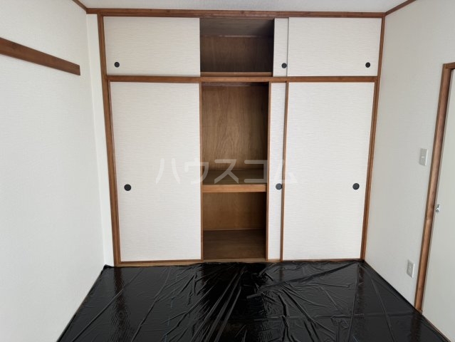 13/30 収納