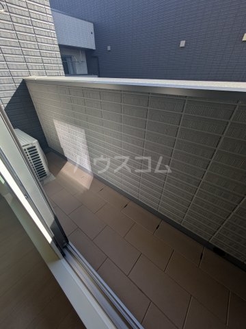 21/30 バルコニー