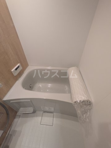 16/30 浴室