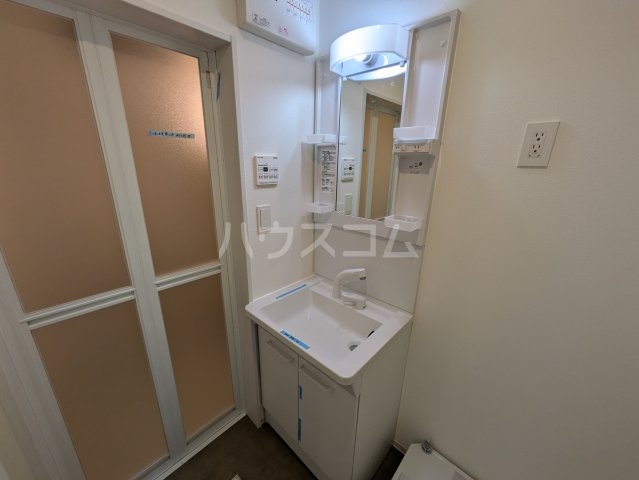 15/28 洗面
