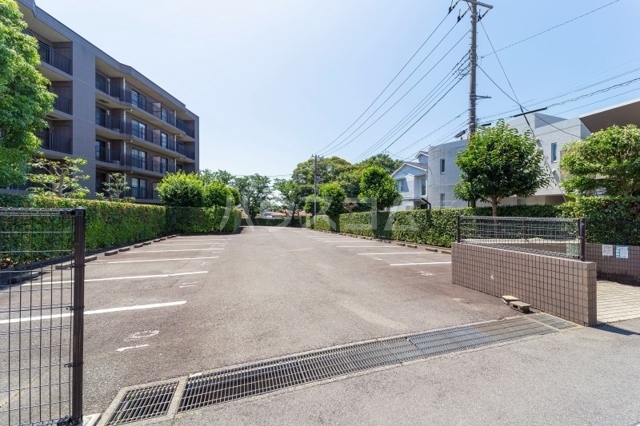 5/8 駐車場
