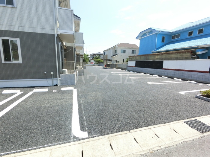 20/30 駐車場