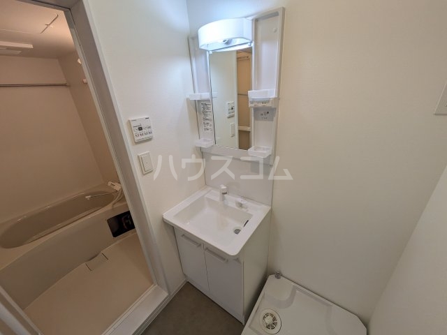 15/30 洗面
