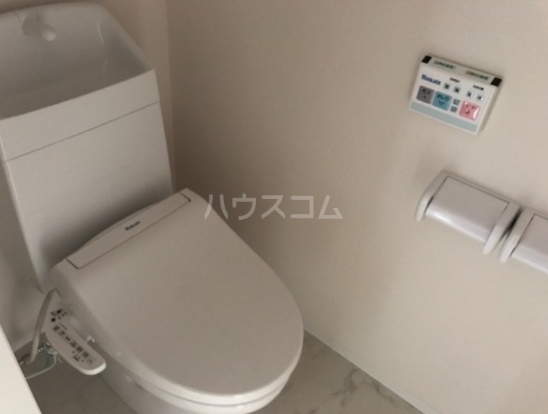14/30 トイレ