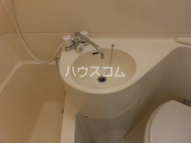 13/30 洗面