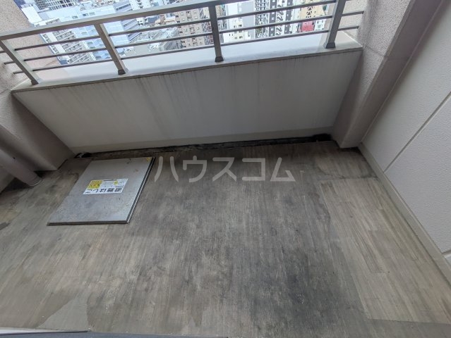 18/30 バルコニー