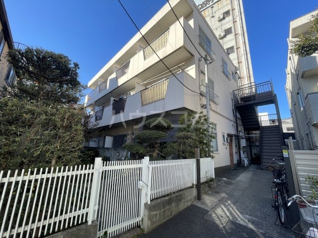 25/30 エントランス