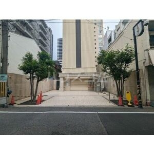 17/23 駐車場