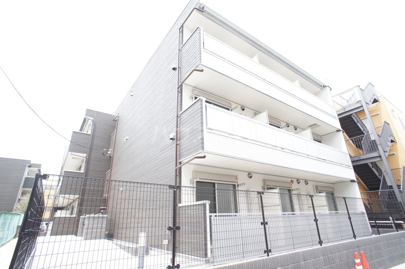 2/30 外観