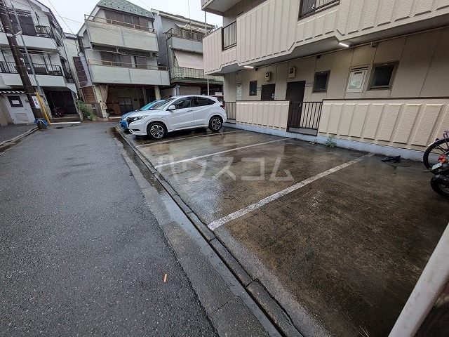 3/4 駐車場