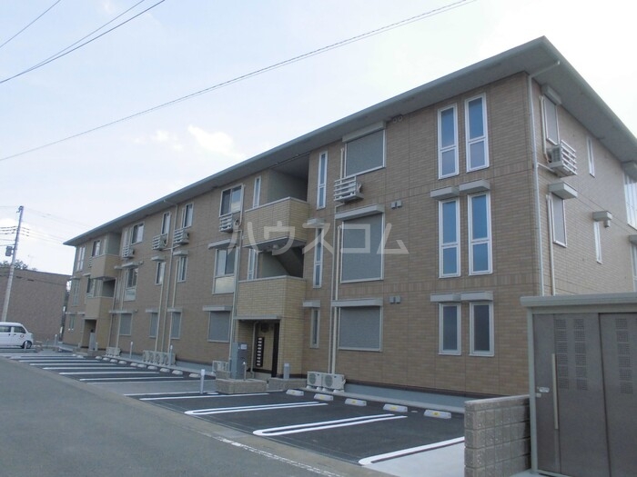 25/30 駐車場